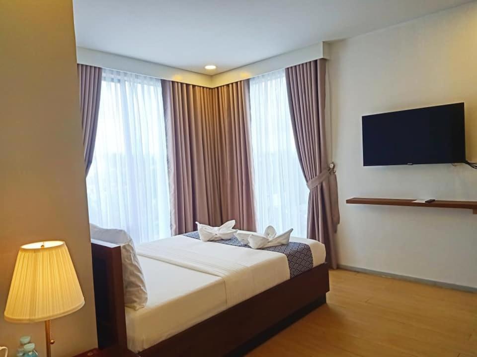 Inncity Hotel Calbayog Exterior photo